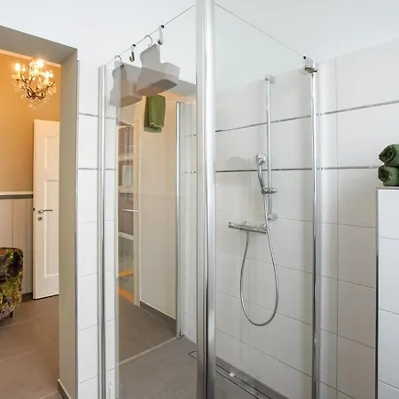 Elisabeth Apartment *